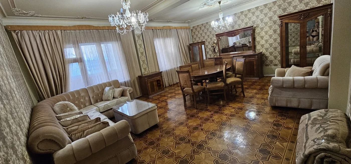 4 otaqlı köhnə tikili