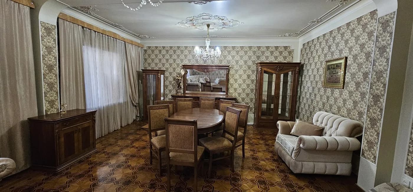 4 otaqlı köhnə tikili