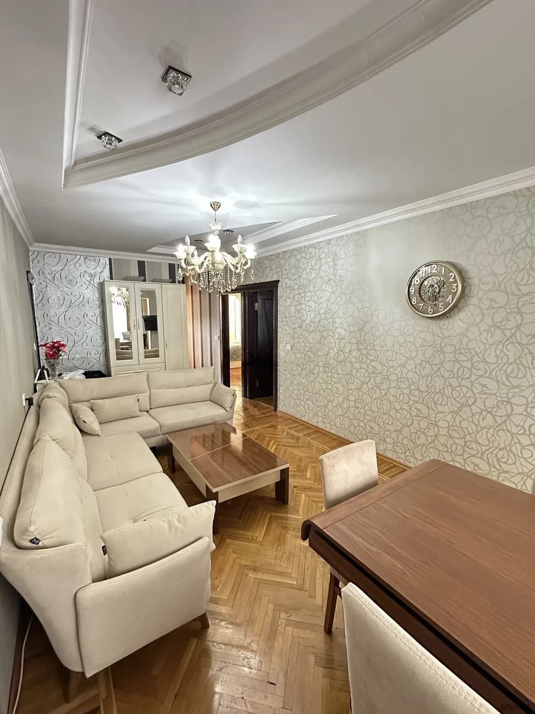 3 otaqlı köhnə tikili